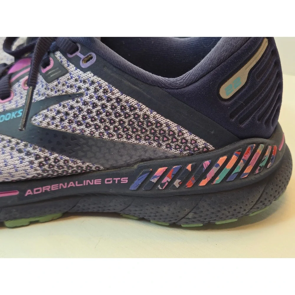 Brooks Adrenaline GTS 22 Womens Running Shoes Purple Eclipse 1203531B570 6.5 B - Picture 2 of 9